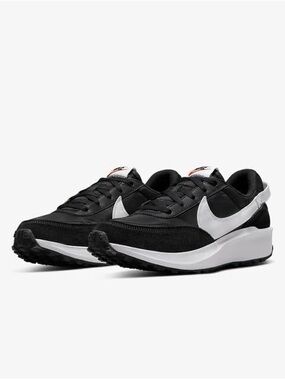 Nike Waffle Debut Women’s Size 6